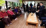 ナヌムの家の慰安婦被害者たち、訪問議員らに「お金ではなく日本政府の謝罪を」