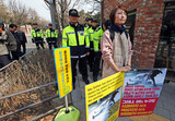 ［ニュース分析］不信感助長する政府・極端な「遺族嫌悪」が交渉の余地なくした