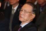 ［ニュース分析]「国政壟断覆い隠す」局面転換狙った内閣改造…「誰に相談？」疑惑も