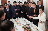 朴大統領の特検への逆攻勢に野党「職務停止中の大統領が図々しい」