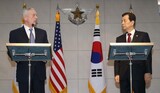［社説］新ミサイル体制のために訪韓したような米国防長官