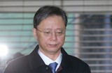 ウ・ビョンウ、捜査対象だった時に検察局長と１０００回以上通話