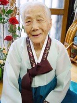 椿の花のようだった…最高齢「慰安婦」被害者イ・スンドクさん死去