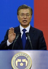 文在寅大統領「財閥改革の先頭に立つ」