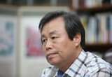 解職教師出身の“国民詩人”、文化政策の首長に