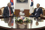 米国務次官「ＴＨＡＡＤ、韓米両国満足できる方向で協議続ける」