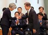 文大統領 「閉鎖的外交部・4大国中心の外交変えねば」