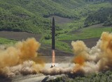 米「火星14型、再突入体ある」ｖｓ韓国「大気圏再突入は確認できず」