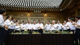 サムスン電子副会長の弁護人「文大統領の企業家との懇談会も不正請託」