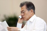 文大統領, 安倍首相と２０分あまり通話「次元の異なる強力な措置が必要」