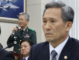 軍のコメント工作文書に前国防長官が署名…「大統領府・国家情報院と共助」明記