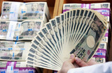 北朝鮮のミサイルが日本上空を飛んでもなぜ円高なのか