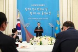 文大統領、民主平和統一諮問会議で「夜が深まるほど夜明けが近い」