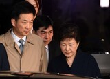 “弁護人総辞任”朴槿恵は欠席・保釈請求カードを取り出すか？