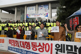韓国国民３人中２人は「朴正煕の銅像」に反対