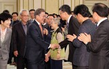 文大統領、「労使、１年だけ政府を信じて力を貸してほしい」