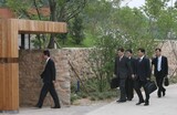 「李明博政府当時、国家記録院は大統領府の指示で盧元大統領の秘書官を告発した」