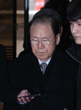 「李明博」が１３回登場するキム・ペクチュン公訴状は、事実上“ＭＢ公訴状”