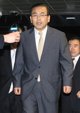 検察、李元大統領召喚控え慌ただしい動き…１１億円台の収賄が最大の争点
