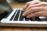 警察、コメント工作に「保守団体７万人」動員計画立てていた