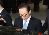 ［社説］李元大統領に令状請求、法も世論も拘束の見地だ
