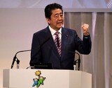 墜落する安倍政権が改憲案を打ち上げ