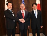 韓米日防衛相会議の声明でも「圧力」の代わりに「外交努力を支援」