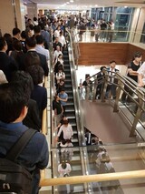 ノ・フェチャン議員の葬儀に連日数千人…この弔問の列が意味するものは