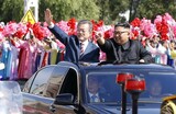 「オープンカー」運転は北側が…助手席には大統領府警護処長
