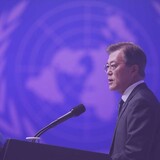 文大統領「韓日は相手の立場で考える姿勢で正義の原則を立て直すべき」