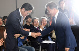 大統領府とサムスンの“密月”の背後には「親市場主義者」の秘書室長がいた
