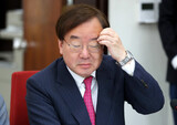 外交部、機密漏洩した外交官を罷免処分