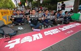 民主労総、委員長の逮捕に反発し「対政府闘争」…労政衝突の警告音