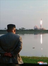 下降する途中で水平に「プルアップ起動」…探知・迎撃が難しい北朝鮮の新型ミサイル