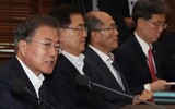 文大統領「韓国国民の成熟した対応に感謝」…日本を狙った発言控える