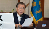 文大統領の支持率４２.５%…中道層の離脱で２週連続で最低値
