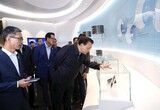 李克強首相、中国現地のサムスン半導体工場を電撃訪問、なぜ？