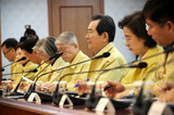 ［ニュース分析］韓国政府、国民不安の拡散と対中関係の間で悩んだ末、湖北省に制限