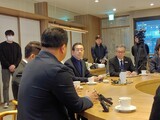 「ＴＨＡＡＤ３年と米中貿易戦争１年に新型コロナまで…爆弾落とされたようなもの」