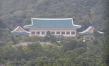 韓国大統領府「日本だけに強硬対応は事実糊塗…相互主義にともなう措置」