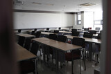 「無給の休み、さらに長くなる？」…非正規学校職員の生計、先見えず