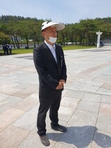 「私より若い遺影の中の父…戒厳軍の銃弾でこじれた人生、今は理解」