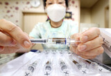 “常温”インフルエンザワクチン接種、４００人以上…「最大６カ月の追跡が必要」