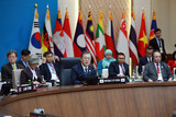 文大統領、ＡＳＥＡＮ首脳会議に出席…菅首相と公式外交の場に初同席