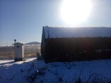 農村移住労働者の寮は「人が住んではいけない」はずのビニールハウス