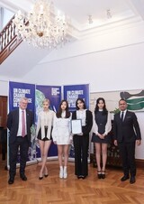 ジョンソン英国首相がＢＬＡＣＫＰＩＮＫに手紙を送ったわけは