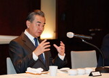 中国外相「シンガポール朝米共同声明の重大な意味を再確認」