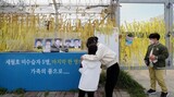 「遺族を励ますために、皆が忘れないために」セウォル号の黄色いリボンを外さない人々