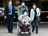 法廷を飛び出した「慰安婦」被害者イ・ヨンスさん、「国際司法裁判所に持ち込む」