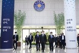 文大統領、国家情報院を２度目の訪問「政治的中立性を保障するという約束守った」